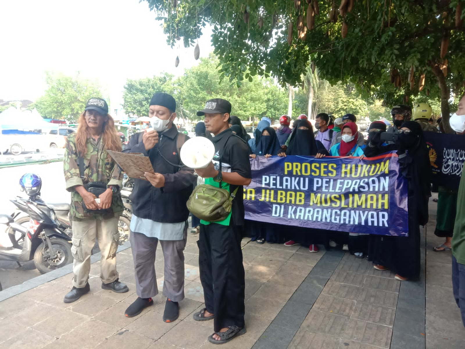 AUIK Minta Polres Karangayar Kenakan Pasal Penodaan Agama Bagi Penarik Jilbah Muslimah